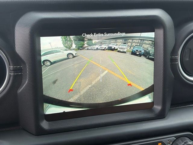 2023 Jeep Wrangler 4-Door Sahara 4x4