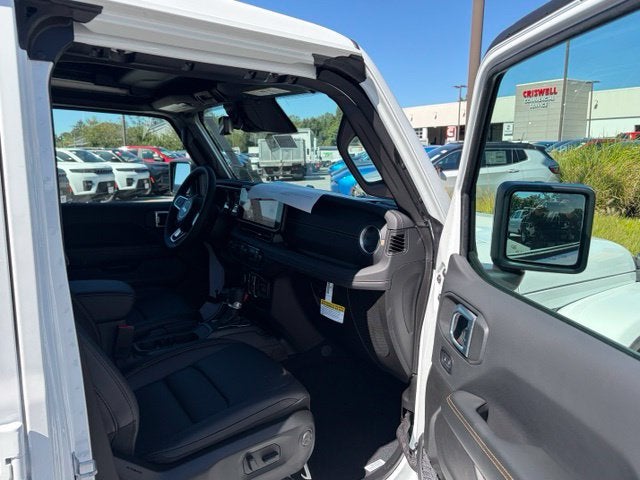 2027 Jeep Wrangler WRANGLER 4-DOOR SAHARA