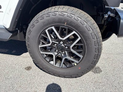 2027 Jeep Wrangler WRANGLER 4-DOOR SAHARA