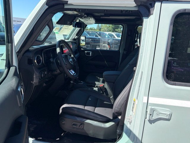 2027 Jeep Wrangler WRANGLER 4-DOOR SAHARA