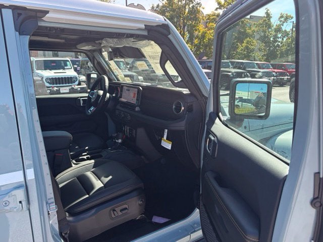 2027 Jeep Wrangler WRANGLER 4-DOOR SAHARA
