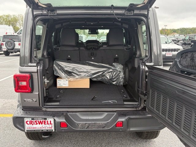 2027 Jeep Wrangler WRANGLER 4-DOOR SAHARA