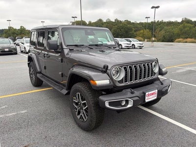 2027 Jeep Wrangler WRANGLER 4-DOOR SAHARA