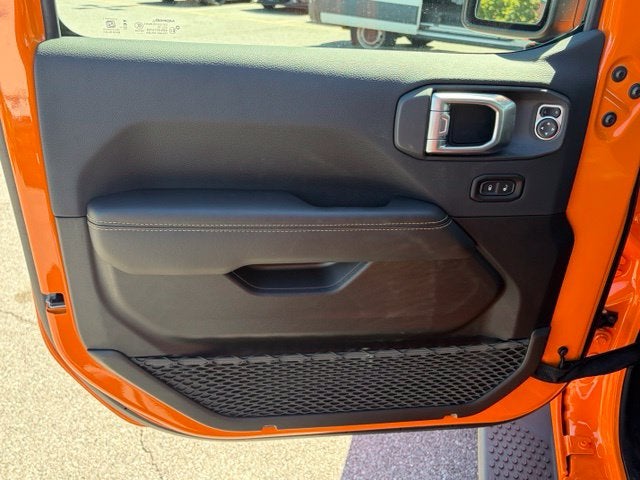 2027 Jeep Wrangler WRANGLER 4-DOOR SAHARA