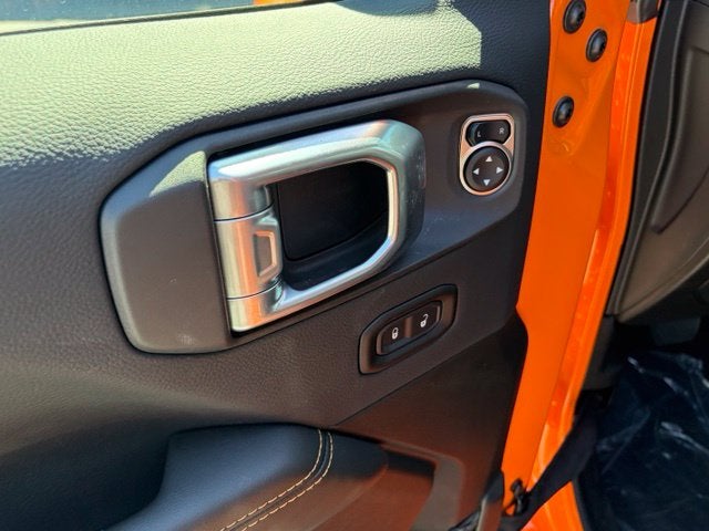2027 Jeep Wrangler WRANGLER 4-DOOR SAHARA