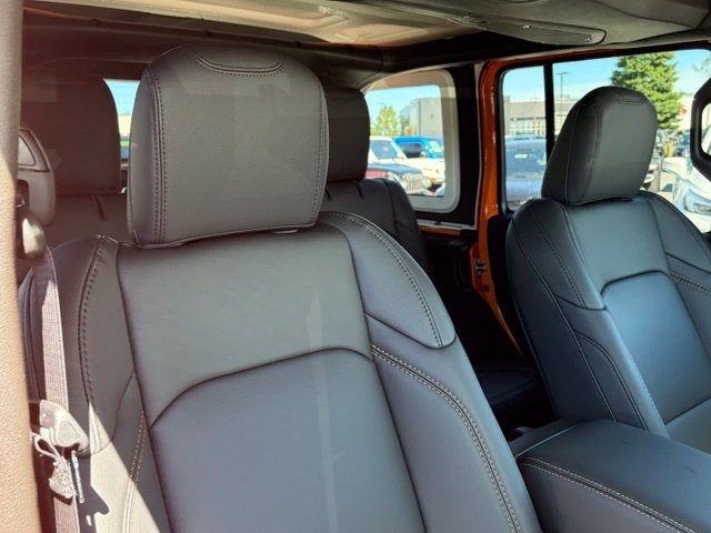 2027 Jeep Wrangler WRANGLER 4-DOOR SAHARA