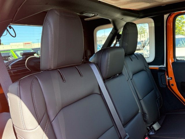 2027 Jeep Wrangler WRANGLER 4-DOOR SAHARA