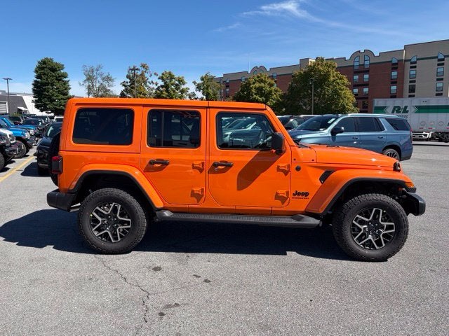 2027 Jeep Wrangler WRANGLER 4-DOOR SAHARA