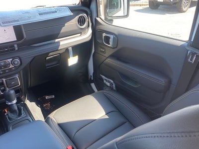 2025 Jeep Wrangler WRANGLER 4-DOOR SAHARA