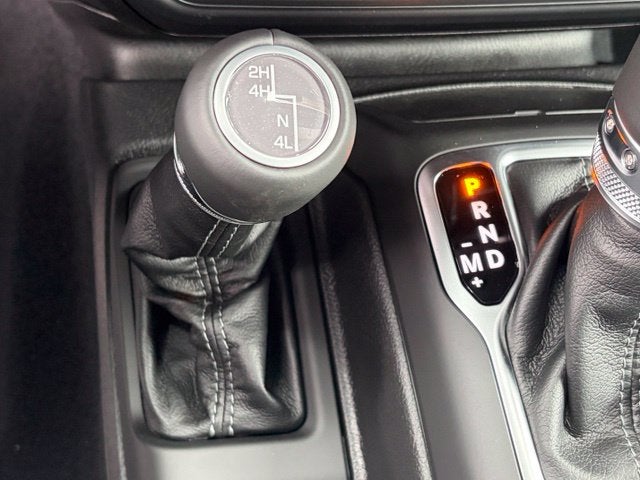 2027 Jeep Wrangler WRANGLER 4-DOOR SAHARA
