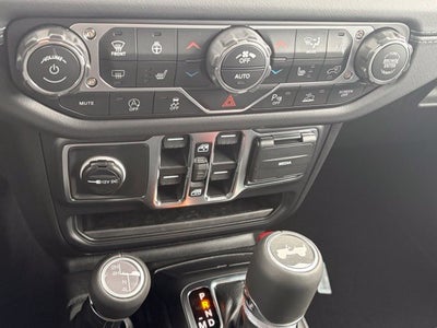 2027 Jeep Wrangler WRANGLER 4-DOOR SAHARA