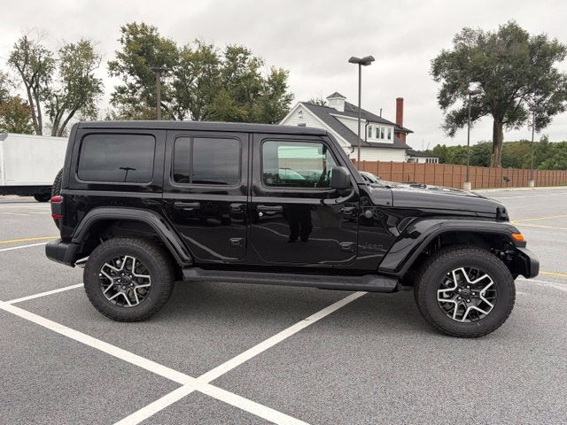 2027 Jeep Wrangler WRANGLER 4-DOOR SAHARA