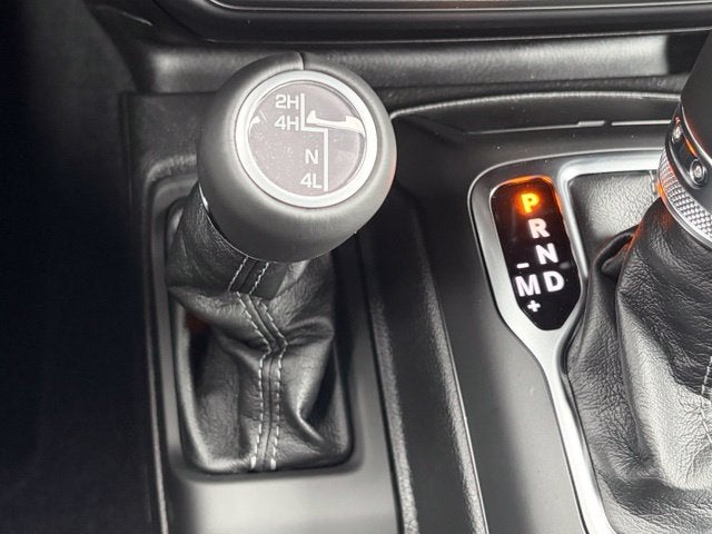 2027 Jeep Wrangler WRANGLER 4-DOOR SAHARA