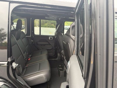 2027 Jeep Wrangler WRANGLER 4-DOOR SAHARA