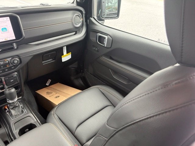 2027 Jeep Wrangler WRANGLER 4-DOOR SAHARA