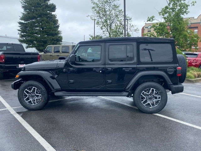 2025 Jeep Wrangler WRANGLER 4-DOOR SAHARA