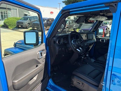 2027 Jeep Wrangler WRANGLER 4-DOOR SAHARA