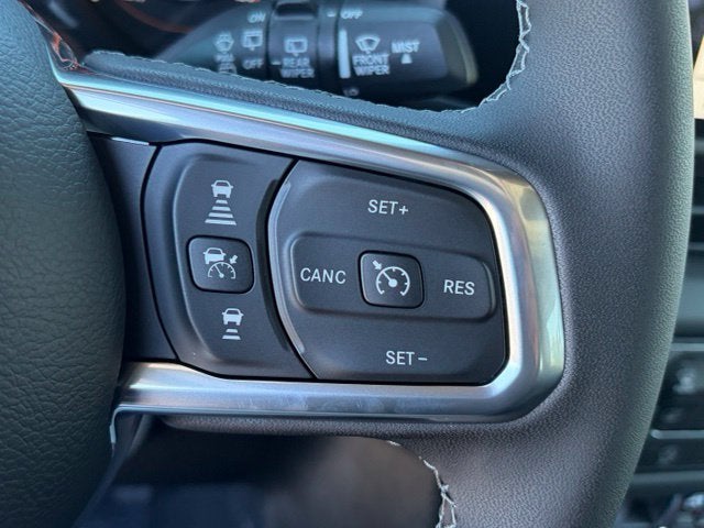 2027 Jeep Wrangler WRANGLER 4-DOOR SAHARA