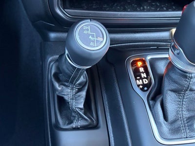 2027 Jeep Wrangler WRANGLER 4-DOOR SAHARA