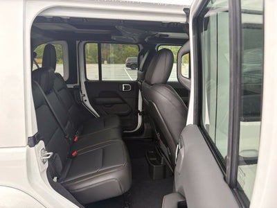 2027 Jeep Wrangler WRANGLER 4-DOOR SAHARA
