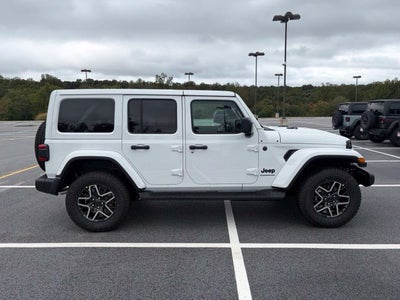 2027 Jeep Wrangler WRANGLER 4-DOOR SAHARA