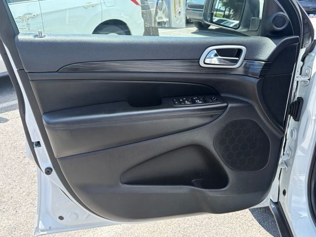 2020 Jeep Grand Cherokee Laredo E 4x4
