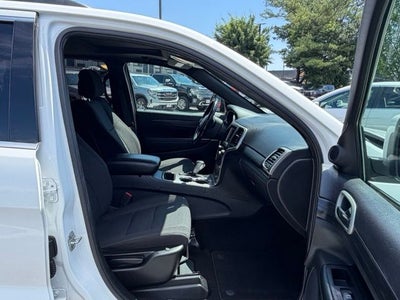 2020 Jeep Grand Cherokee Laredo E 4x4