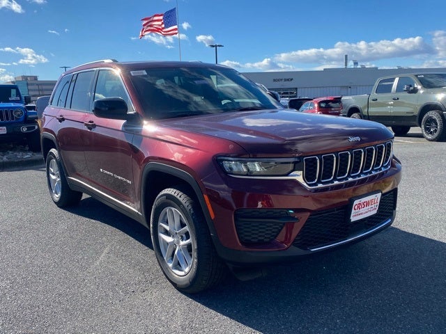 2025 Jeep Grand Cherokee GRAND CHEROKEE LAREDO X 4X4