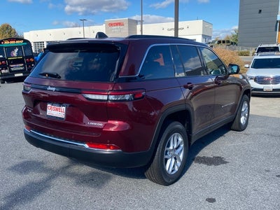 2025 Jeep Grand Cherokee GRAND CHEROKEE LAREDO X 4X4