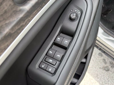 2027 Jeep Grand Cherokee GRAND CHEROKEE LAREDO ALTITUDE 4X4