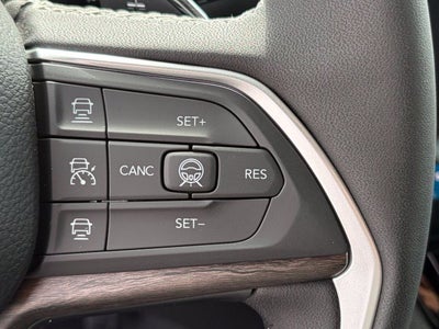 2027 Jeep Grand Cherokee GRAND CHEROKEE LAREDO ALTITUDE 4X4