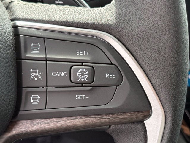 2027 Jeep Grand Cherokee GRAND CHEROKEE LAREDO ALTITUDE 4X4