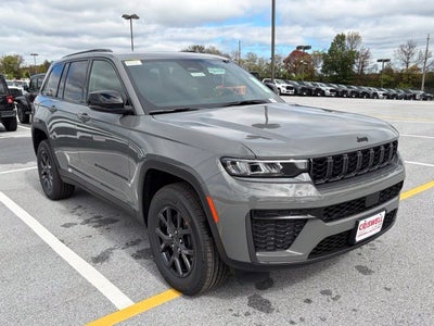 2027 Jeep Grand Cherokee GRAND CHEROKEE LAREDO ALTITUDE 4X4