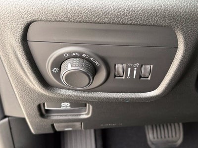 2027 Jeep Grand Cherokee GRAND CHEROKEE LAREDO ALTITUDE 4X4