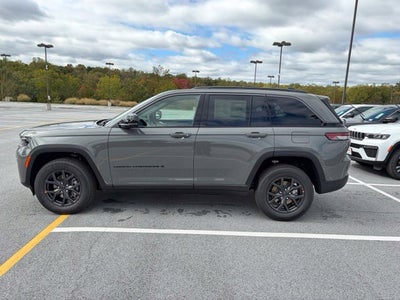 2027 Jeep Grand Cherokee GRAND CHEROKEE LAREDO ALTITUDE 4X4