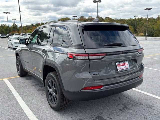 2027 Jeep Grand Cherokee GRAND CHEROKEE LAREDO ALTITUDE 4X4