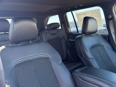 2027 Jeep Grand Cherokee GRAND CHEROKEE LAREDO ALTITUDE 4X4