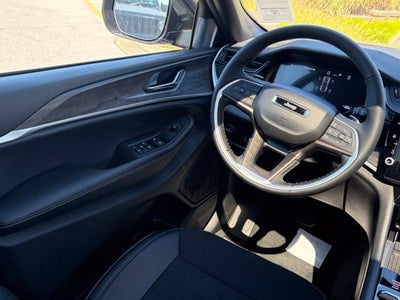 2027 Jeep Grand Cherokee GRAND CHEROKEE LAREDO ALTITUDE 4X4