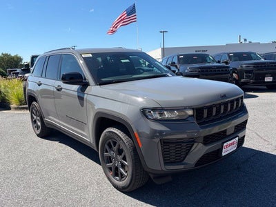 2027 Jeep Grand Cherokee GRAND CHEROKEE LAREDO ALTITUDE 4X4