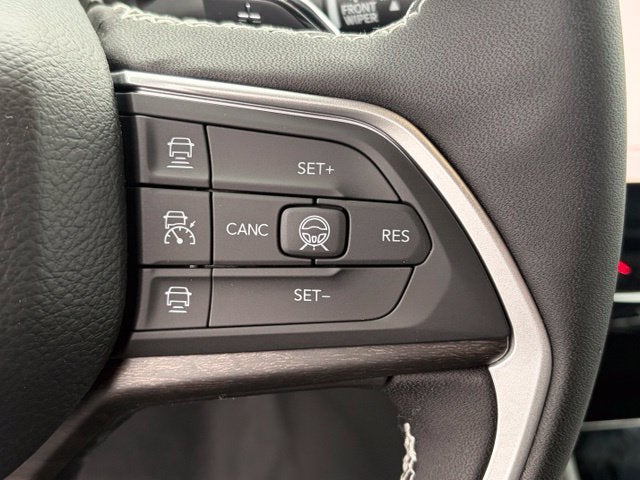 2027 Jeep Grand Cherokee GRAND CHEROKEE LIMITED RESERVE 4X4