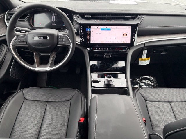2027 Jeep Grand Cherokee GRAND CHEROKEE LIMITED RESERVE 4X4