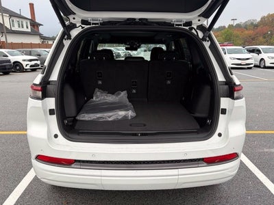 2027 Jeep Grand Cherokee GRAND CHEROKEE LIMITED RESERVE 4X4