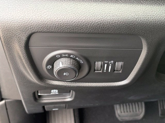 2027 Jeep Grand Cherokee GRAND CHEROKEE LIMITED RESERVE 4X4