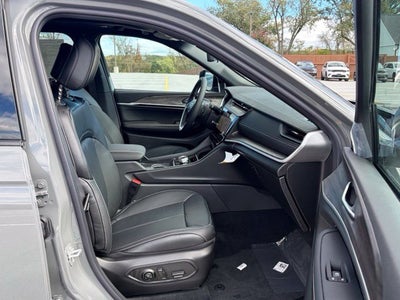 2027 Jeep Grand Cherokee GRAND CHEROKEE LIMITED RESERVE 4X4
