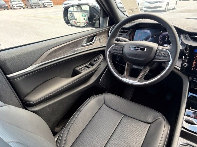 2027 Jeep Grand Cherokee GRAND CHEROKEE LIMITED RESERVE 4X4