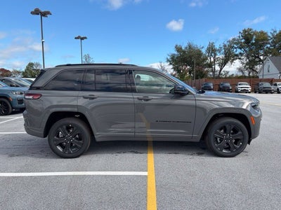 2027 Jeep Grand Cherokee GRAND CHEROKEE LIMITED RESERVE 4X4