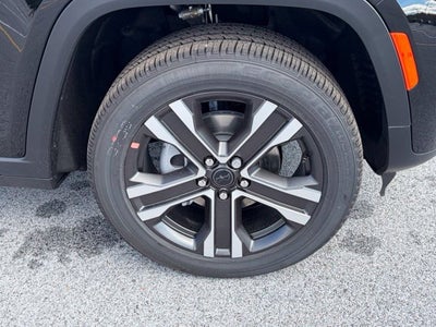 2027 Jeep Grand Cherokee GRAND CHEROKEE LIMITED 4X4