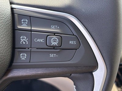 2027 Jeep Grand Cherokee GRAND CHEROKEE LIMITED 4X4