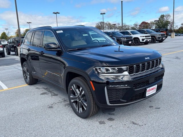 2027 Jeep Grand Cherokee GRAND CHEROKEE LIMITED 4X4