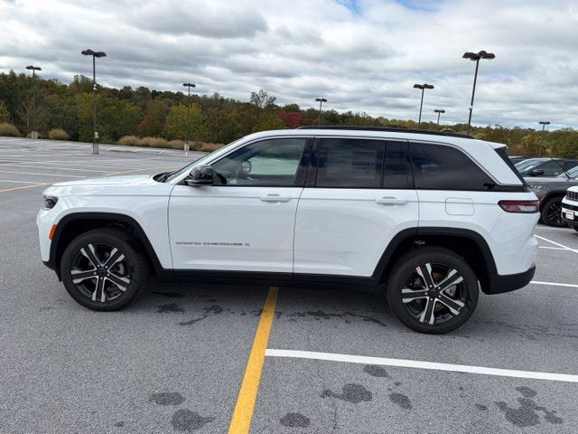 2027 Jeep Grand Cherokee GRAND CHEROKEE LIMITED 4X4